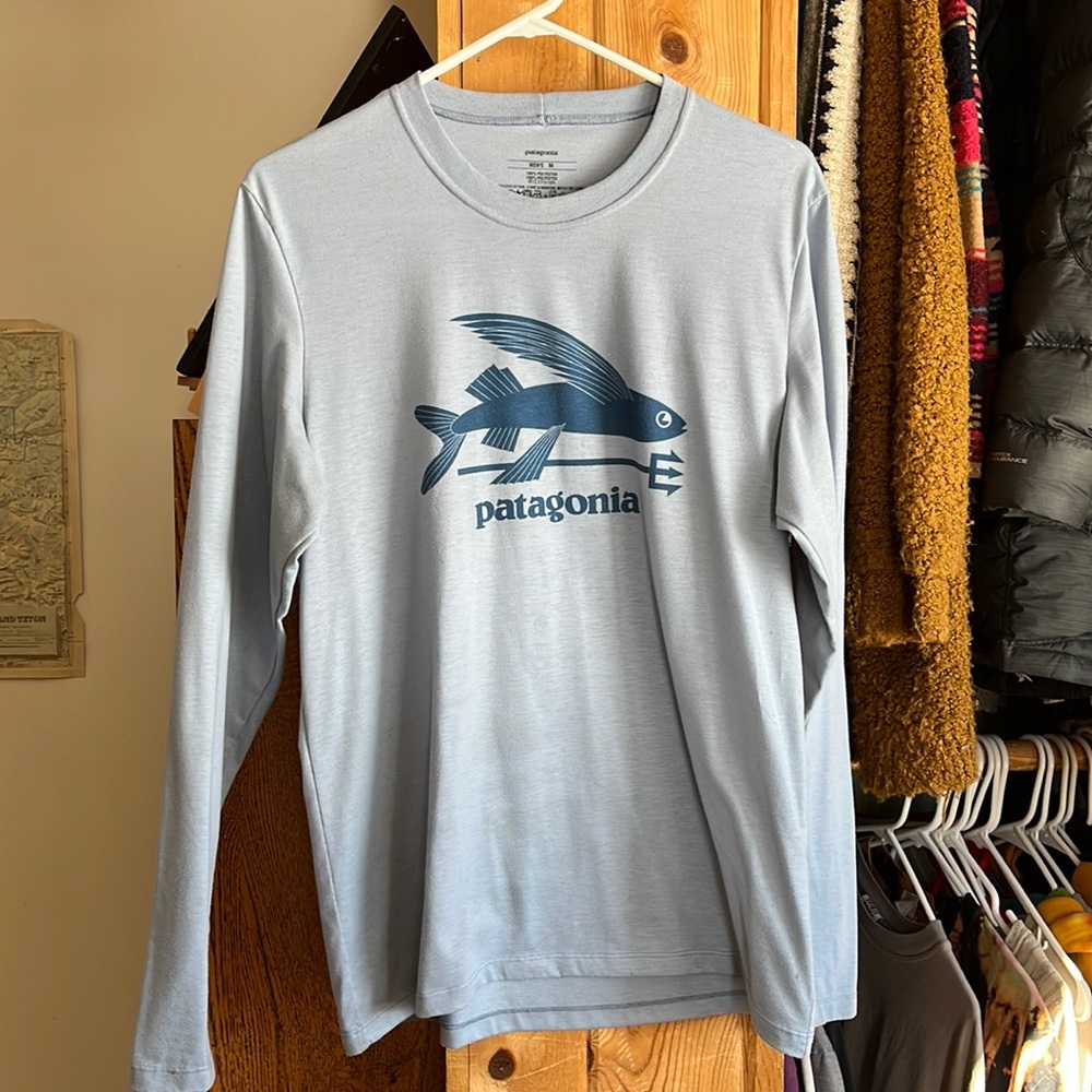 Patagonia Long Sleeve Light Blue Mens T